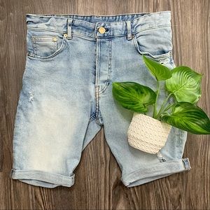 EUC &denim light wash slim fit high waisted bermuda shorts, size 32